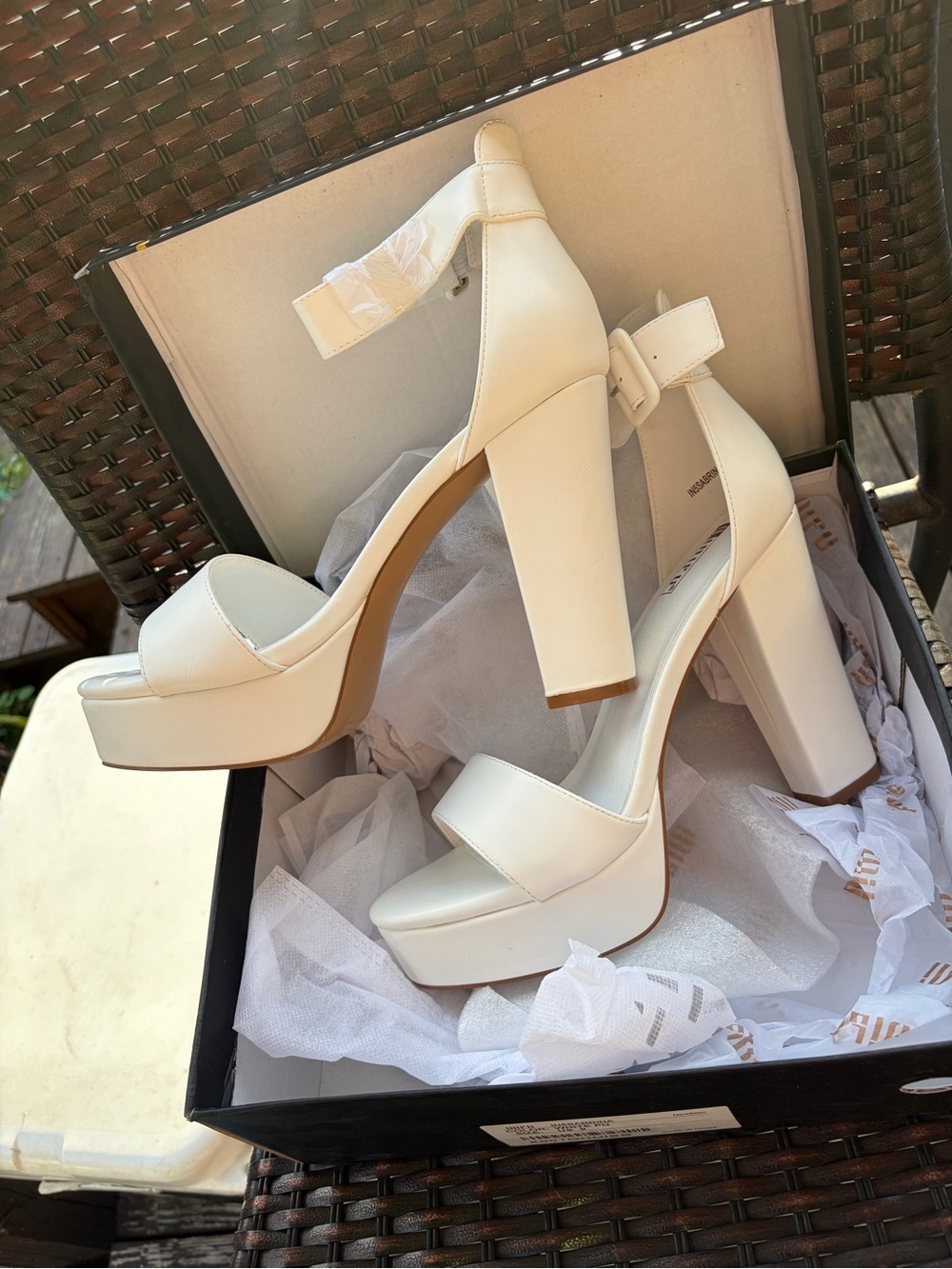Platform Ankle-Strap High Heel Sandals in Cream